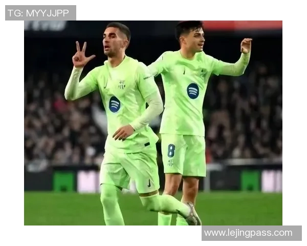 国王杯精彩对决曼联凭帽子戏法小胜利物浦全场沸腾