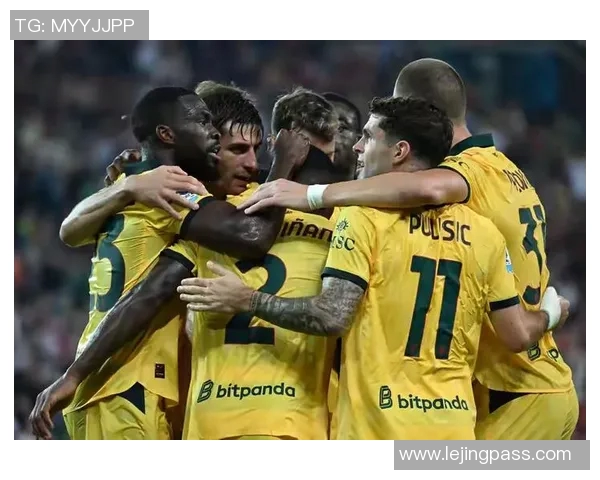 曼联友谊赛大胜切尔西神奇扑救引发全场热烈反响