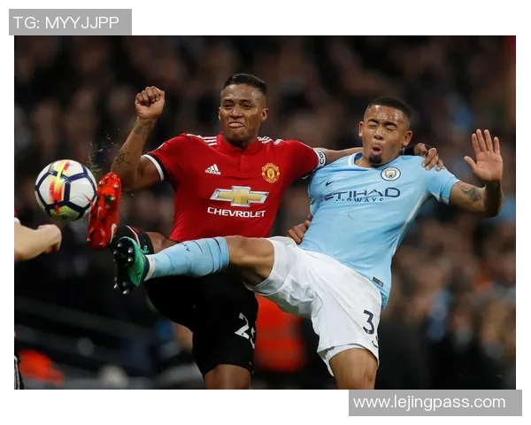 国王杯精彩对决曼城与曼联战成平局绝杀瞬间点燃全场激情