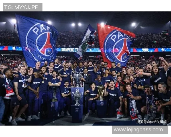 欧联杯惊天冷门本菲卡狂胜热刺引发争议判罚全场沸腾