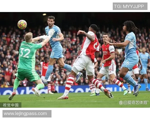 足总杯惊心动魄阿森纳点球大战逆转曼城全场沸腾解析