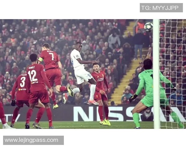 欧冠激战：AC米兰绝杀利物浦全场沸腾数据分析揭示精彩瞬间