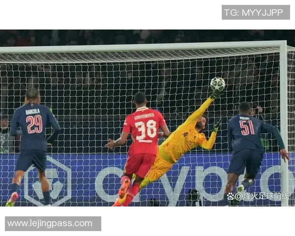 英超激战利物浦绝杀莱比锡补时进球引发争议判罚全场沸腾