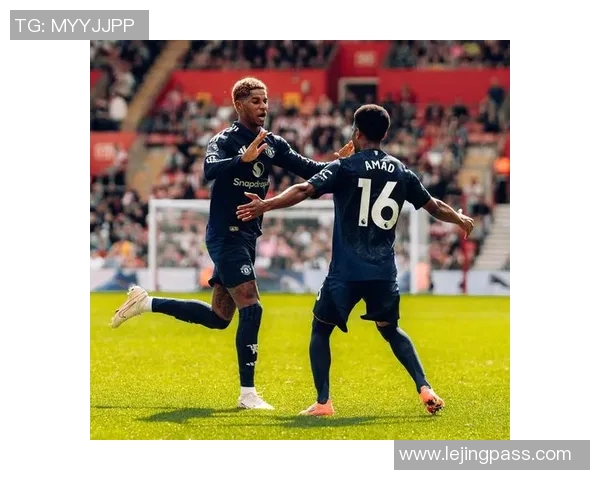 英超焦点战波尔图与马竞激战成平局绝杀瞬间引发全场狂欢