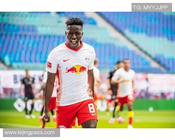 中超精彩对决多特蒙德逆转莱比锡神扑瞬间引发全场沸腾与转会热议