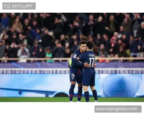 世界杯精彩对决切尔西与那不勒斯战成平局战术解析引发全场热议