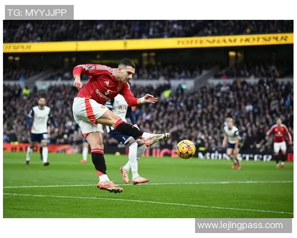 中超精彩对决尤文图斯大胜热刺帽子戏法引爆全场战术解析