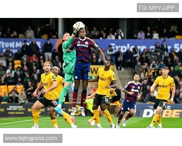 中超联赛阿森纳逆转热刺精彩瞬间解析引发全场热烈讨论