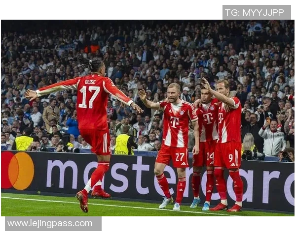 国王杯惊现冷门拜仁与里昂激战成平局转会风波引发热议