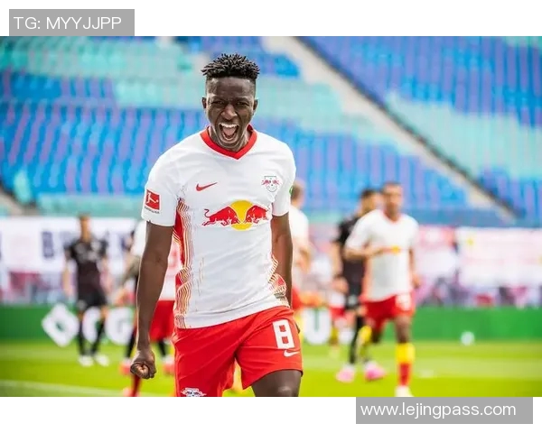 德甲激战莱比锡与多特蒙德战成平局乌龙球引发全场热议与转会传闻